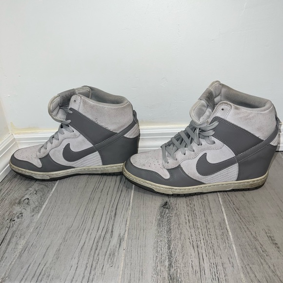 Nike Dunk Sky Hi Canyon Sneakers (Retro) - Picture 3 of 6